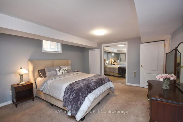 10 Coral Harbour Crescent