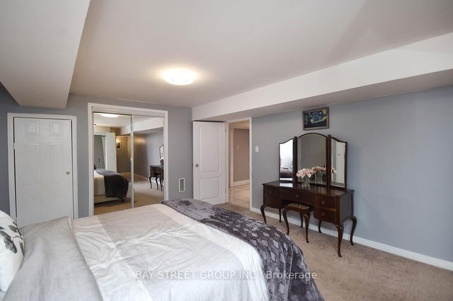 10 Coral Harbour Crescent