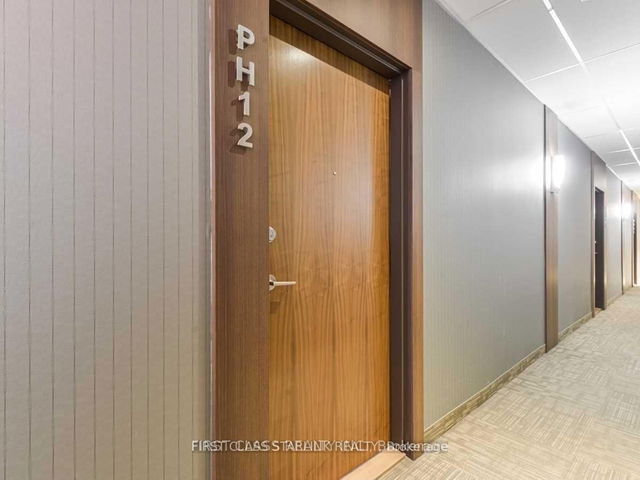 Ph12 - 8323 Kennedy Road