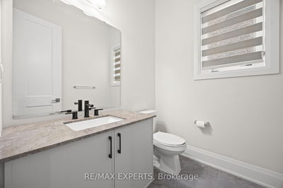 60 Rosshaven Cres, Vaughan - Vellore Village image-0-4
