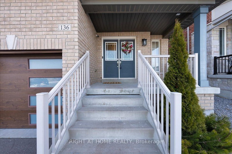 136 Noble Dr, Bradford West Gwillimbury, L3Z 2A5 | Image 3