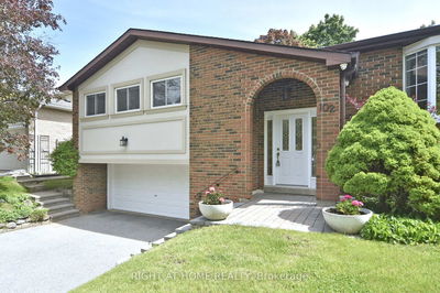 102 Romfield Crct, Markham - Royal Orchard image-0-1