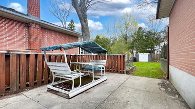 42 Rougecrest Dr, Markham - Markham Village image-0-4