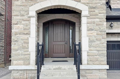 12 King Blvd, King - King City image-0-2