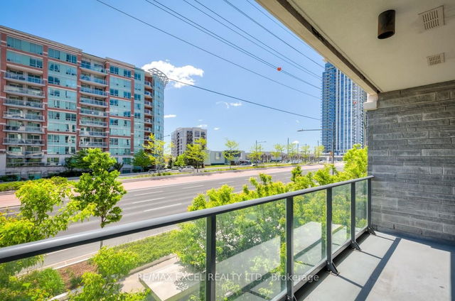 208 - 396 Highway 7 E