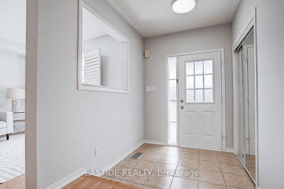 71 Andriana Cres, Markham - Box Grove image-0-4