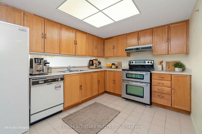Unit 718 — 2 Raymerville Dr, Markham - Raymerville image-0-3