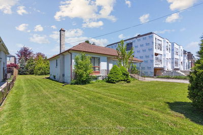 104 Crestwood Rd, Vaughan - Crestwood-Springfarm-Yorkhill image-0-2