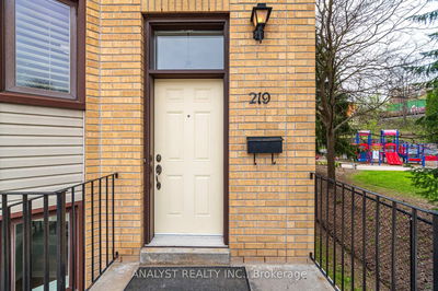 219 Woodbridge Ave, Vaughan - West Woodbridge image-0-3