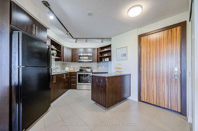 Unit 520 — 60 South Town Centre Blvd, Markham - Unionville image-0-4