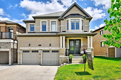 240 Conklin Cres, Aurora - Rural Aurora