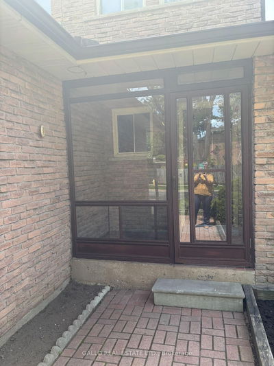 35 Delmark Blvd, Markham - Sherwood-Amberglen image-0-1