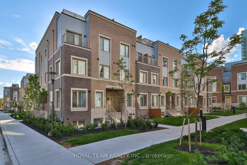 Unit 224 — 131 Honeycrisp Cres, Vaughan - Vaughan Corporate Centre image-0-0