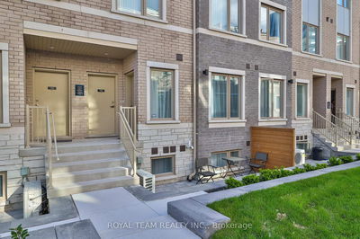 Unit 224 — 131 Honeycrisp Cres, Vaughan - Vaughan Corporate Centre image-0-2