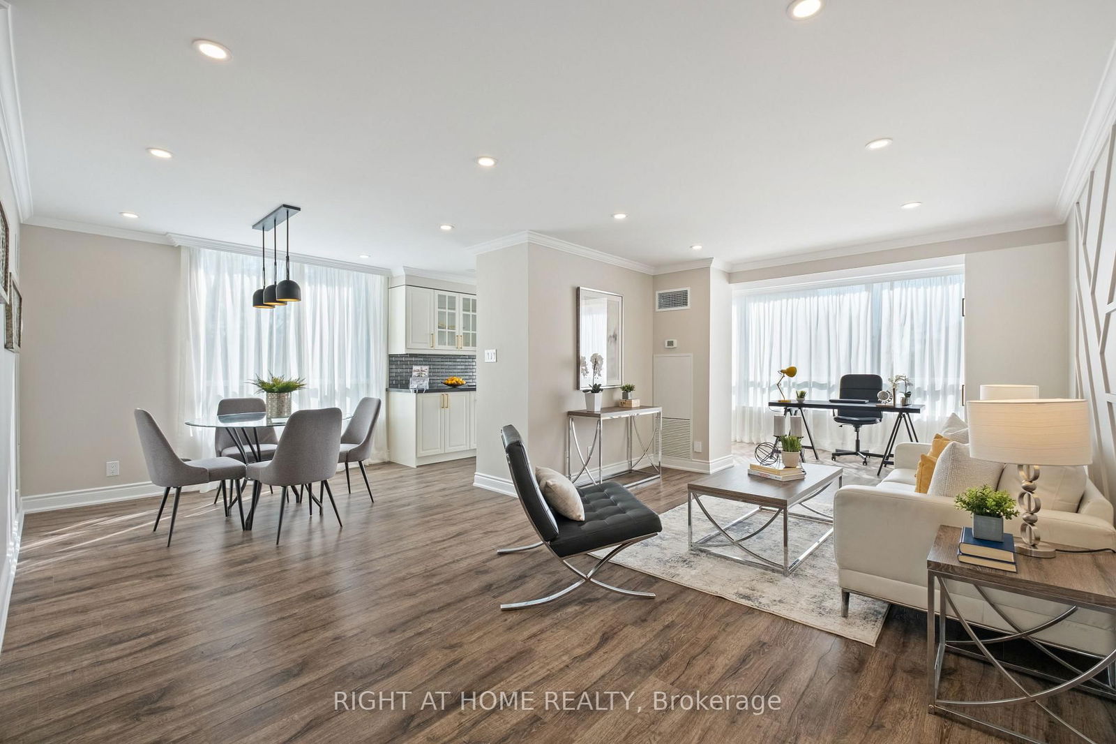 Condo for sale at 307-120 Promenade Circle, Vaughan, Brownridge, L4J 7W9 - MLS: N12179559
