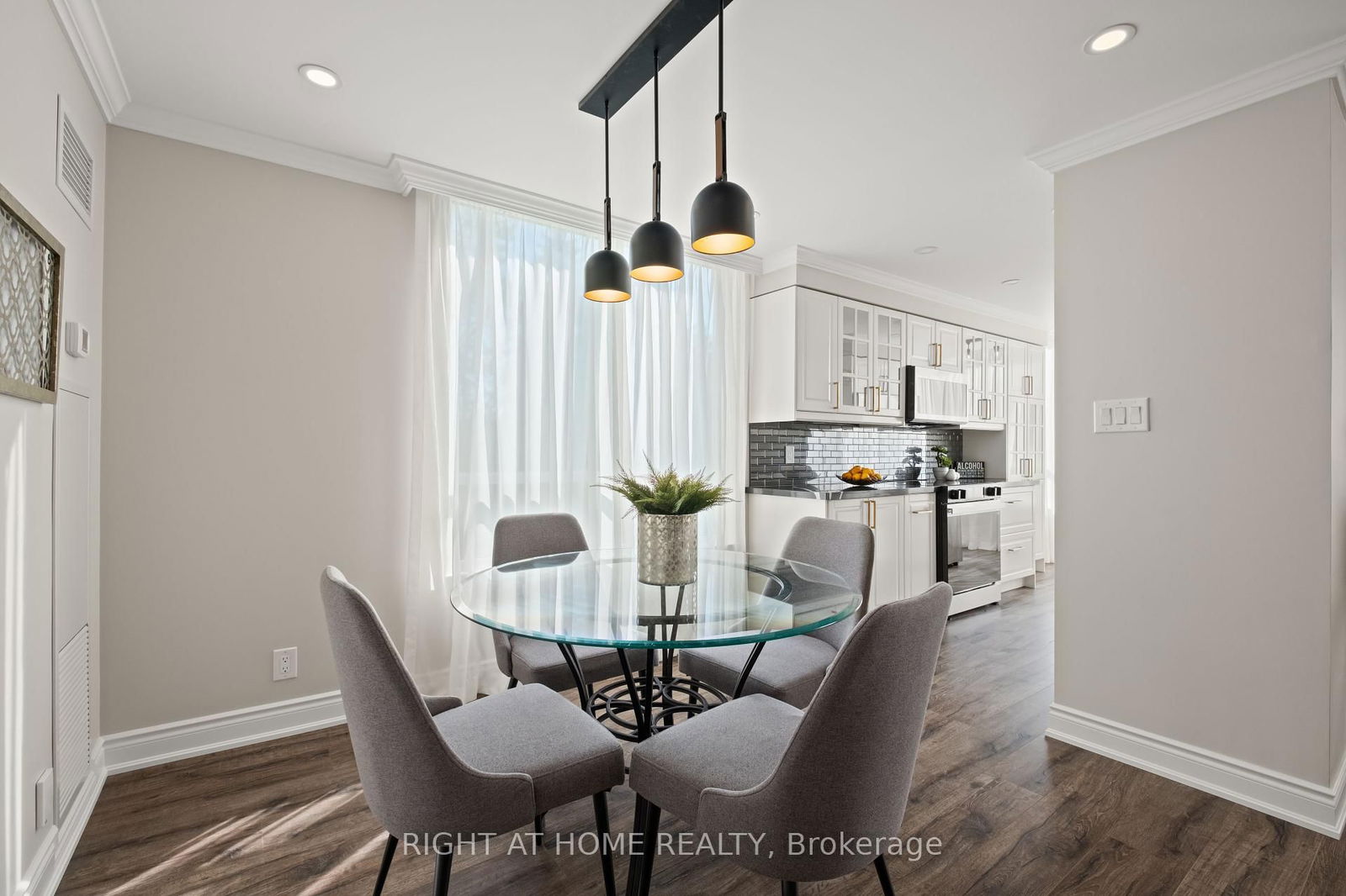 Condo for sale at 307-120 Promenade Circle, Vaughan, Brownridge, L4J 7W9 - MLS: N12179559