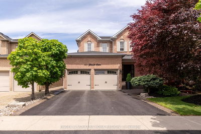 151 Glenside Dr, Vaughan - Maple image-0-2