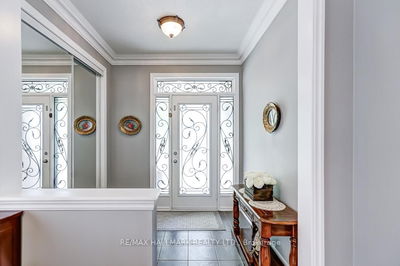 23 Myron St, Whitchurch-Stouffville - Stouffville image-0-4