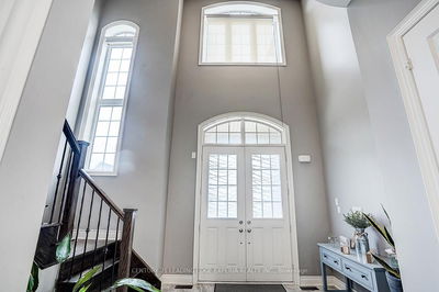 290 Inverness Way, Bradford West Gwillimbury - Bradford image-0-4