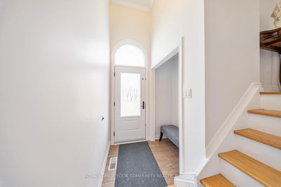 72 Ashburn Cres, Vaughan - East Woodbridge image-0-2