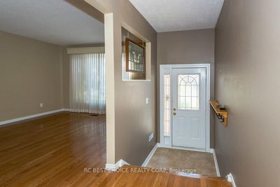 11 Emily Carr St, Markham - Unionville image-0-1
