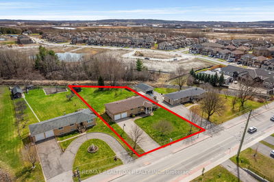 593 Simcoe Rd, Bradford West Gwillimbury - Bradford image-0-1