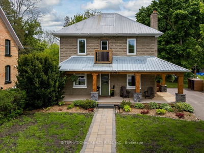 8061 Main St, Adjala-Tosorontio - Everett