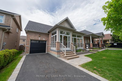 19 Butterwood Lane, Whitchurch-Stouffville - Stouffville image-0-1