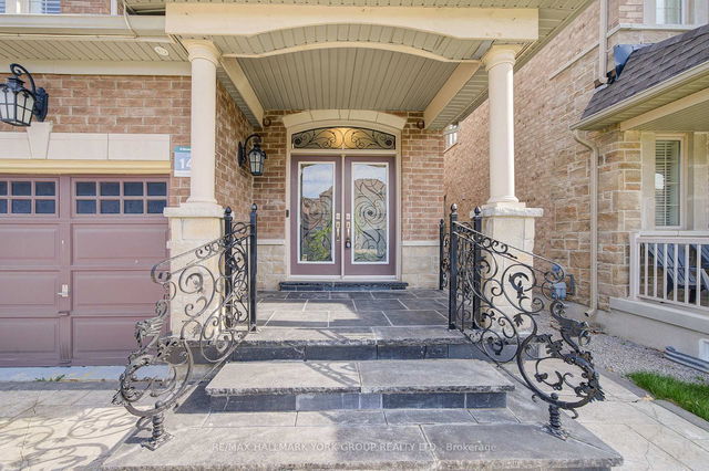 1172 Blencowe Crescent