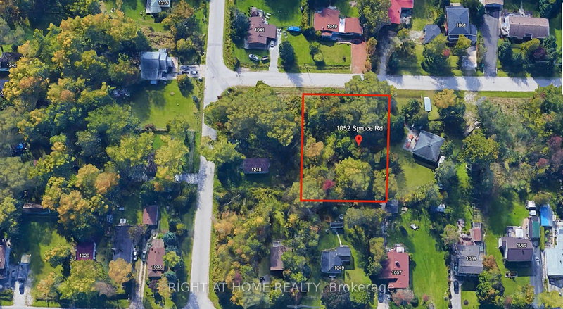 1052 Spruce Rd, Innisfil, L0L 1C0 | Image 2