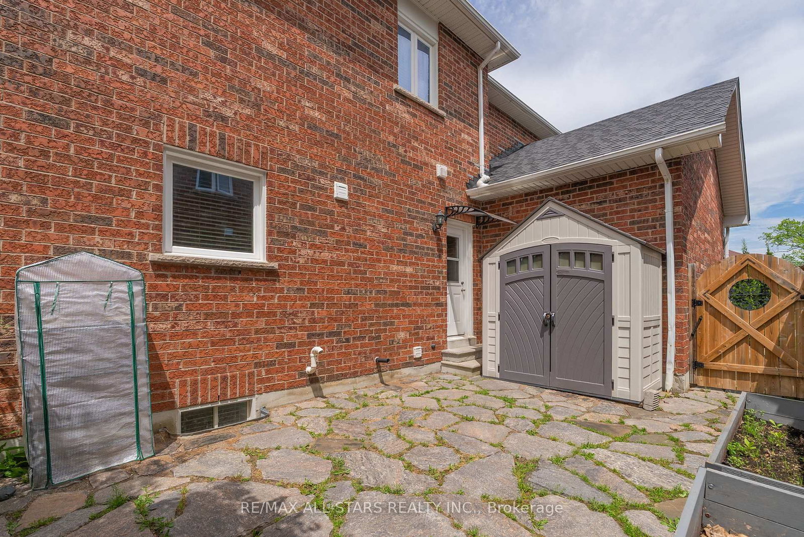 Listing Image 28