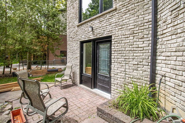 Lower - 12 Jolyn Court