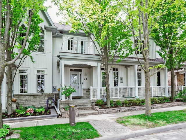 21 Queen's Plate Drive