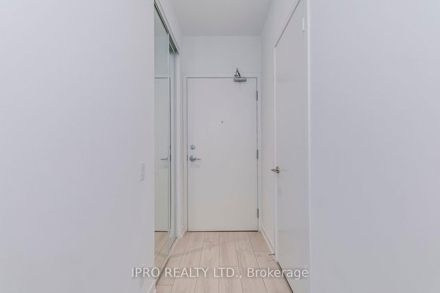 1205 - 898 Portage Parkway