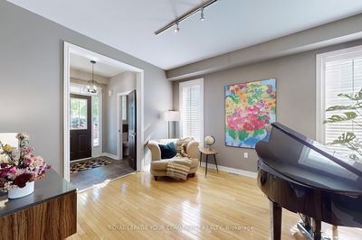 34 Willard Hunt Crt, King - Schomberg image-0-4