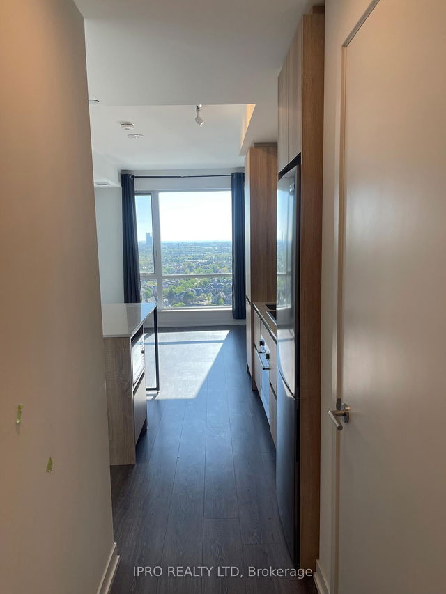 2112 - 7950 Bathurst Street