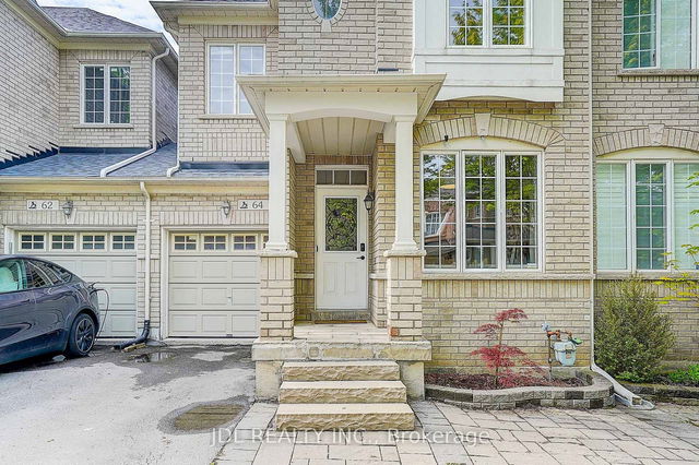 64 Pillar Rock Crescent