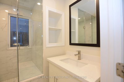 Unit Upper — 94 Prospect St, Newmarket - Central Newmarket image-0-4