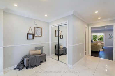 66 Delmark Blvd, Markham - Sherwood-Amberglen image-0-4