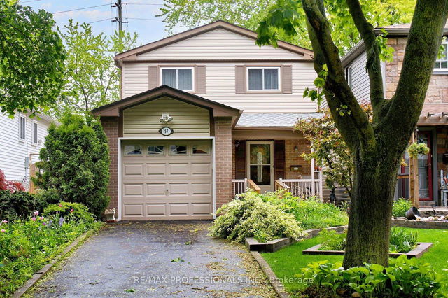 57 Donnamora Crescent