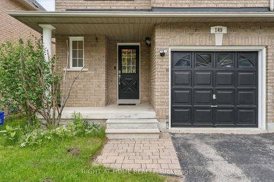 149 Coleridge Dr, Newmarket - Summerhill Estates image-0-2