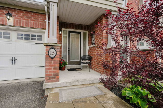 15 Eastwind Drive