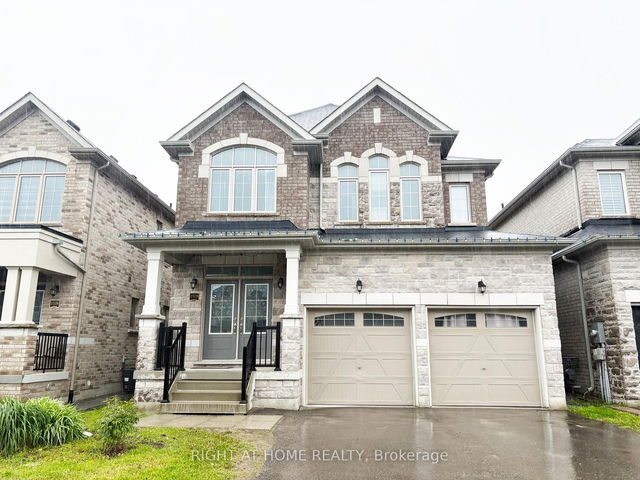 1528 McRoberts Crescent