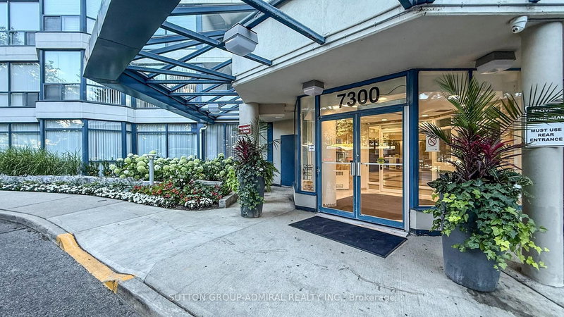 1101 - 7300 Yonge St, Vaughan, L4J 7Y6 | Image 2