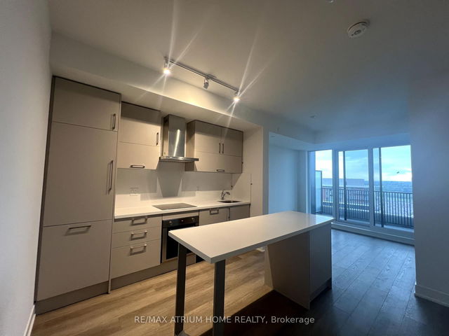 2013 - 56 Andre de Grasse Street