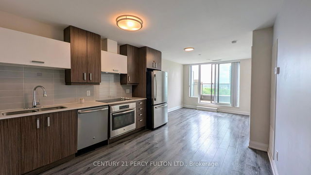 917 - 18 Uptown Drive