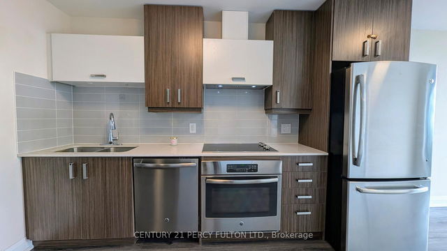 917 - 18 Uptown Drive