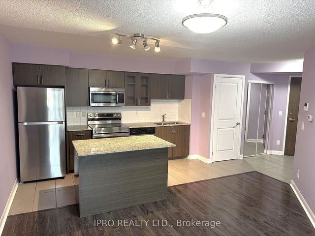 803 - 75 Norman Bethune Avenue