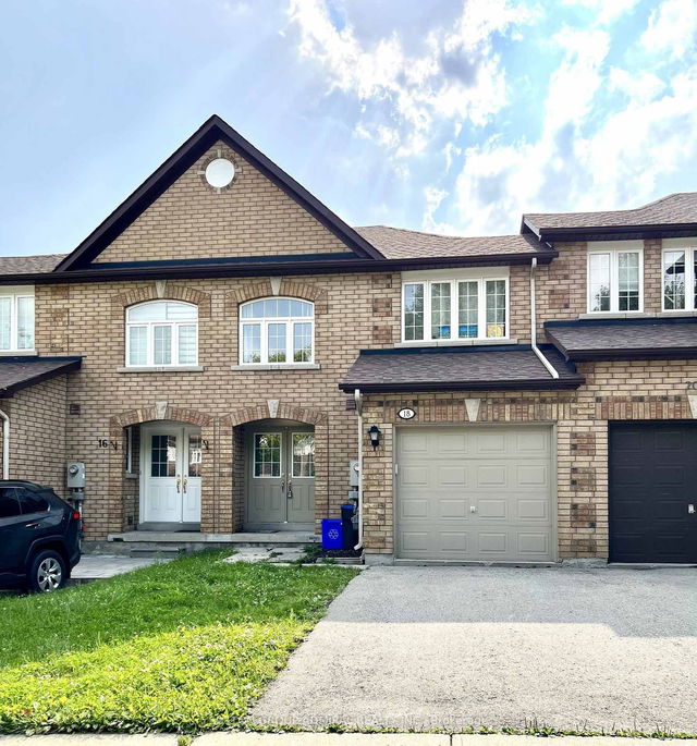 18 Bloomgate Crescent