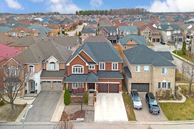 76 Cetona Avenue